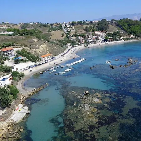 Sea Front 4 Beds With Balcony 250 Meters From The Lejlighed *