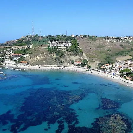 Sea Front 4 Beds With Balcony 250 Meters From The *