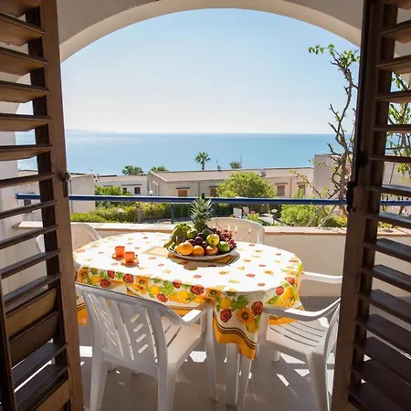 Sea Front 4 Beds With Balcony 250 Meters From The Case San Marco