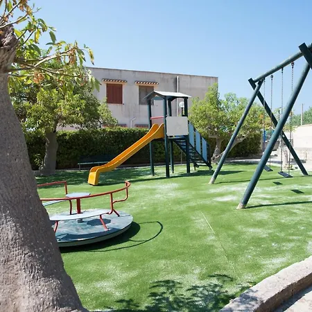 Lejlighed Sea Front 4 Beds With Balcony 250 Meters From The *